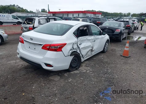 2018 Nissan Sentra S из США, поврежденный, VIN 3N1AB7AP2JY293493